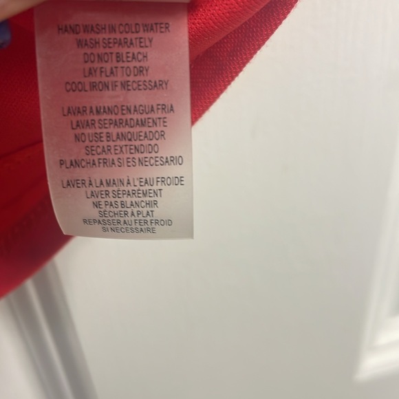 GUESS sleeveless red dress, button down halfway size 12 BNWT. VALENTINES DRESS! - Picture 7 of 7